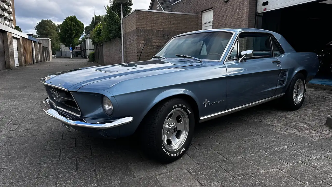 Ford Mustang undefined, foto 3