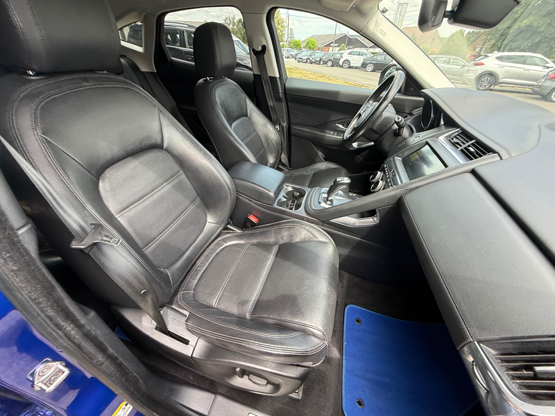 Jaguar E-Pace E-Pace 2.0 D AWD S-DYNAMIC BOÎTE AUTO,CRUISE,CAMÉRA,CLIM… — photo 6