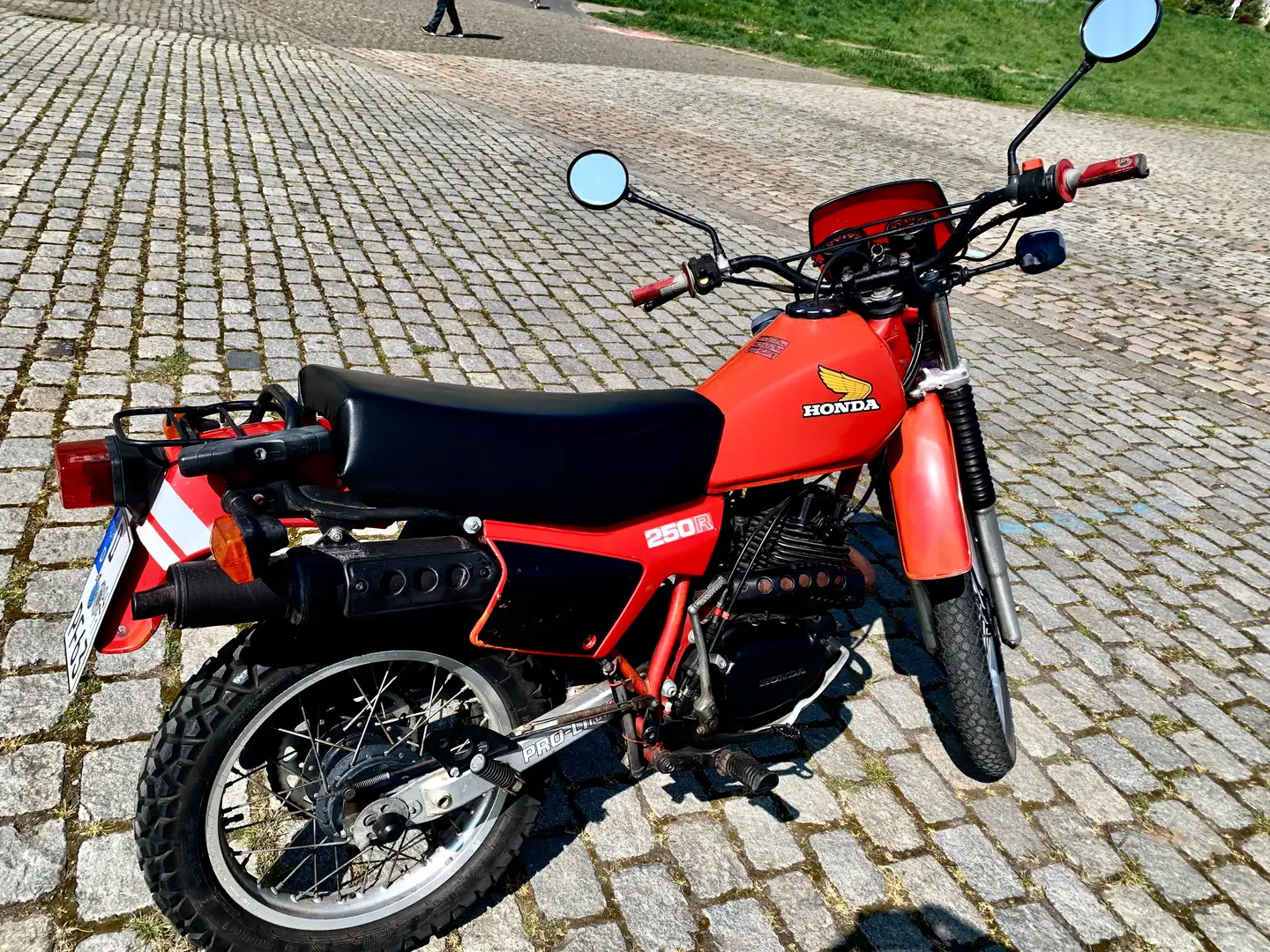 Honda XL 250 R Baujahr 1983 Red - 1