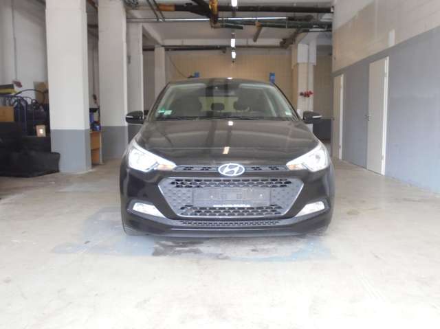 Imagine Hyundai i20 YES! Tuv Neu