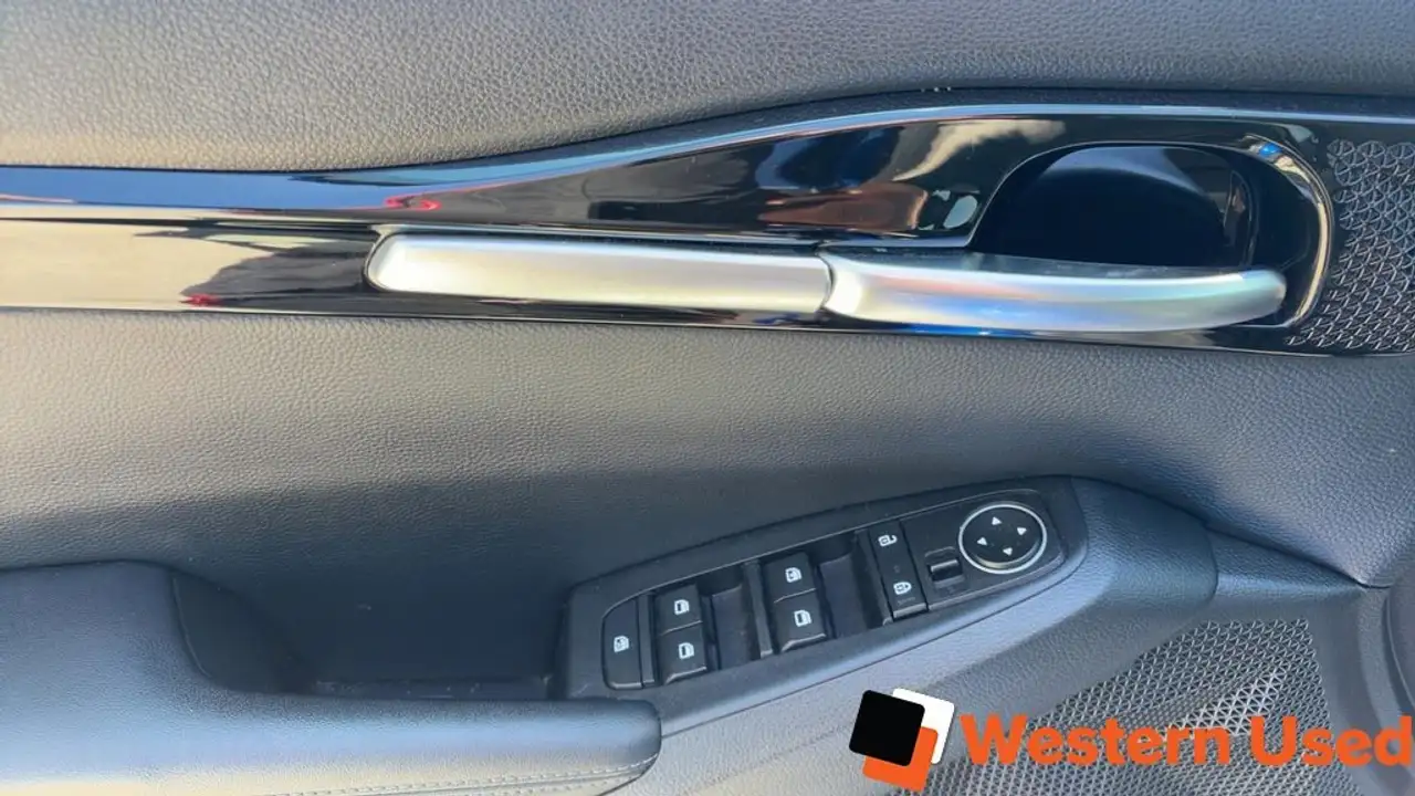 Kia Seltos снимка Kia Seltos
