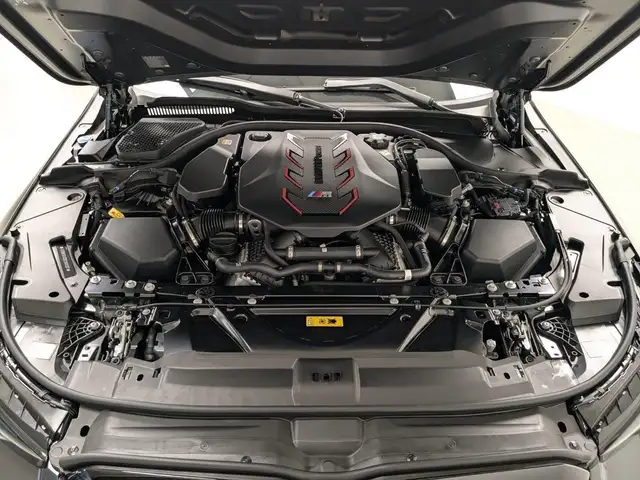 BMW M5 view 14