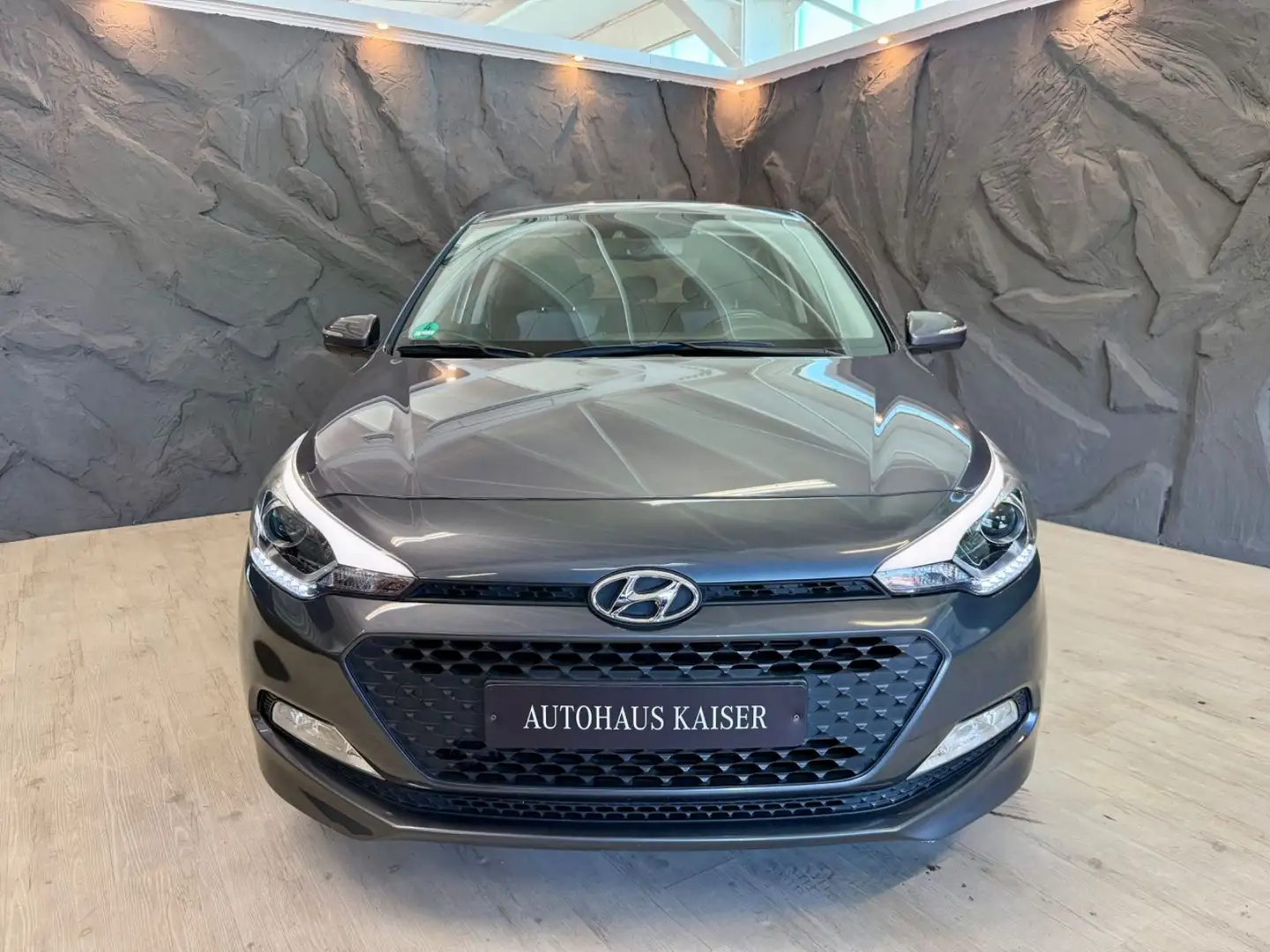 Hyundai i20 Active Pure 1.4/KLIMAAUTO/SHZ/TÜV NEU/TOP - 2