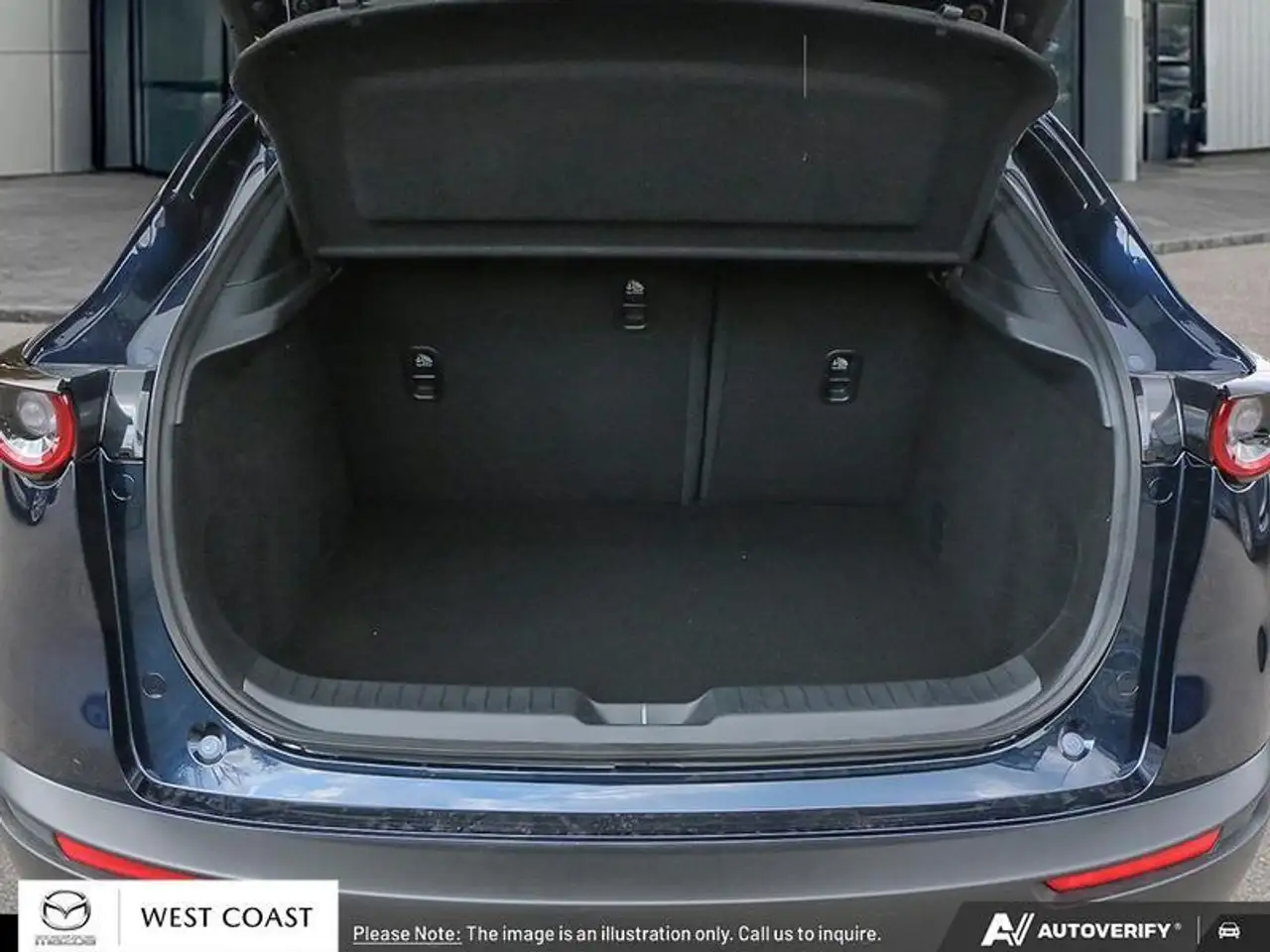 Mazda CX-30 снимка Mazda CX-30