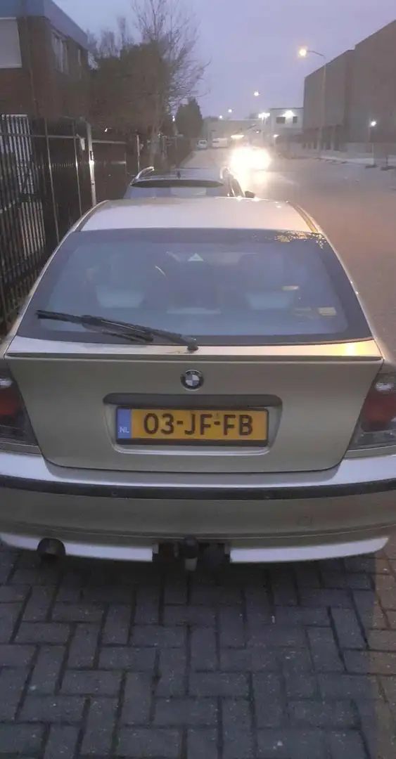 BMW 330 316ti Executive Verde - 2