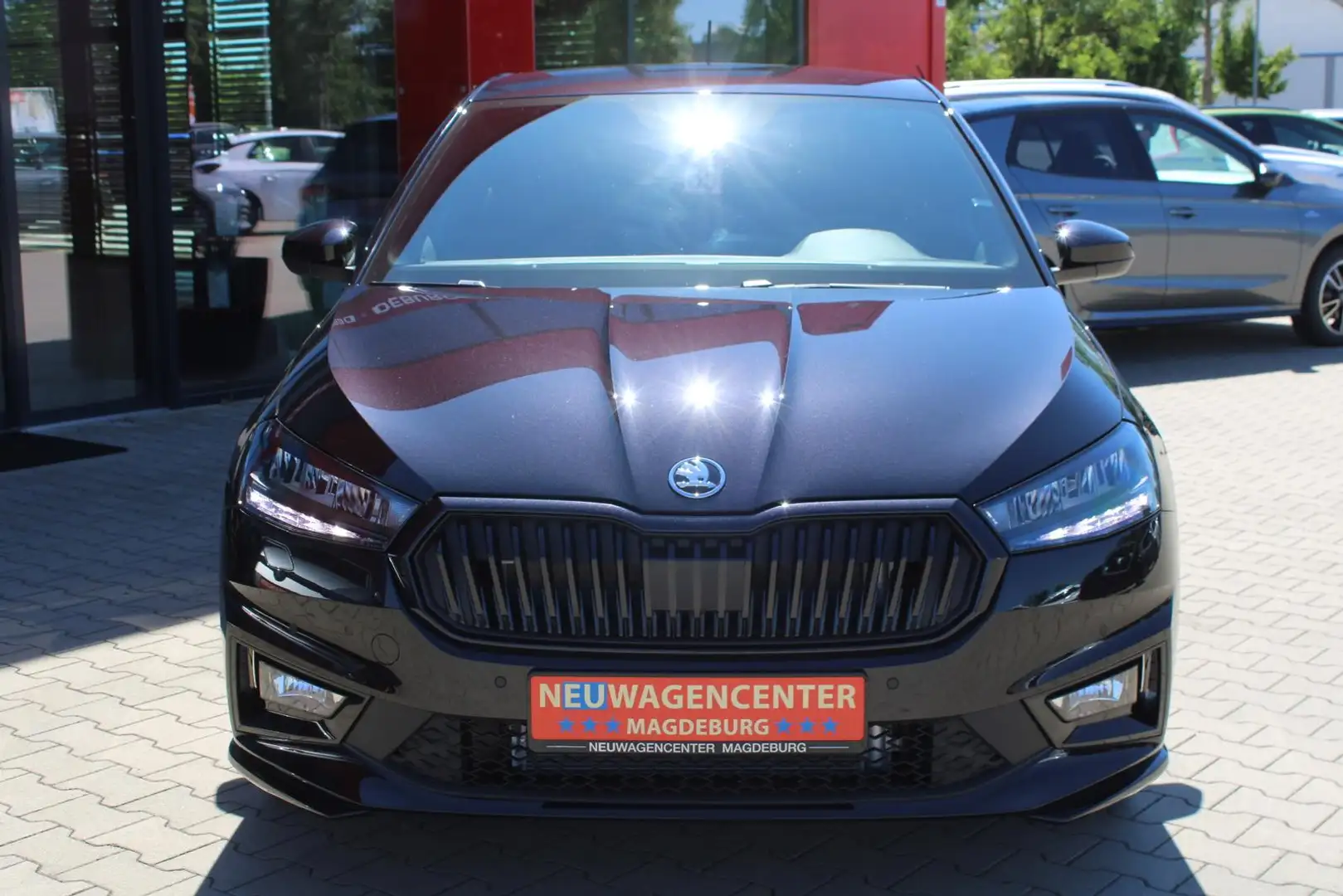 Skoda Fabia Monte Carlo1.5 TSI DSG*5J-GAR.*ACC*LED*VC*KAMERA*S Zwart - 2