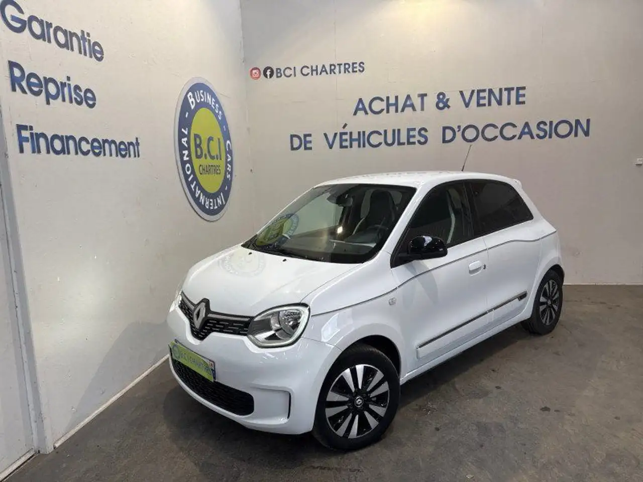Renault Twingo III E-TECH ELECTRIC TECHNO R80 ACHAT INT