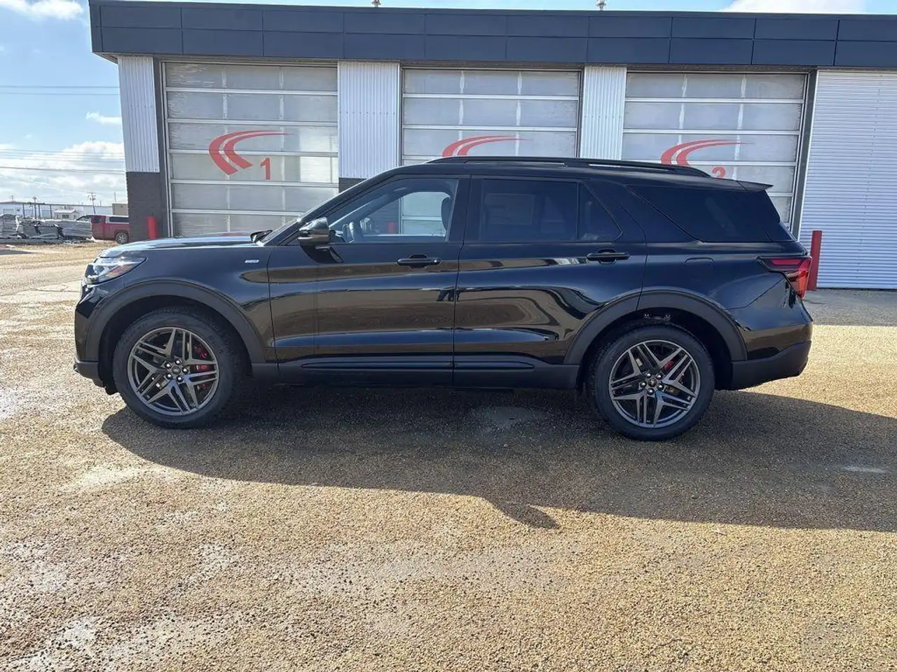 Ford Explorer снимка Ford Explorer
