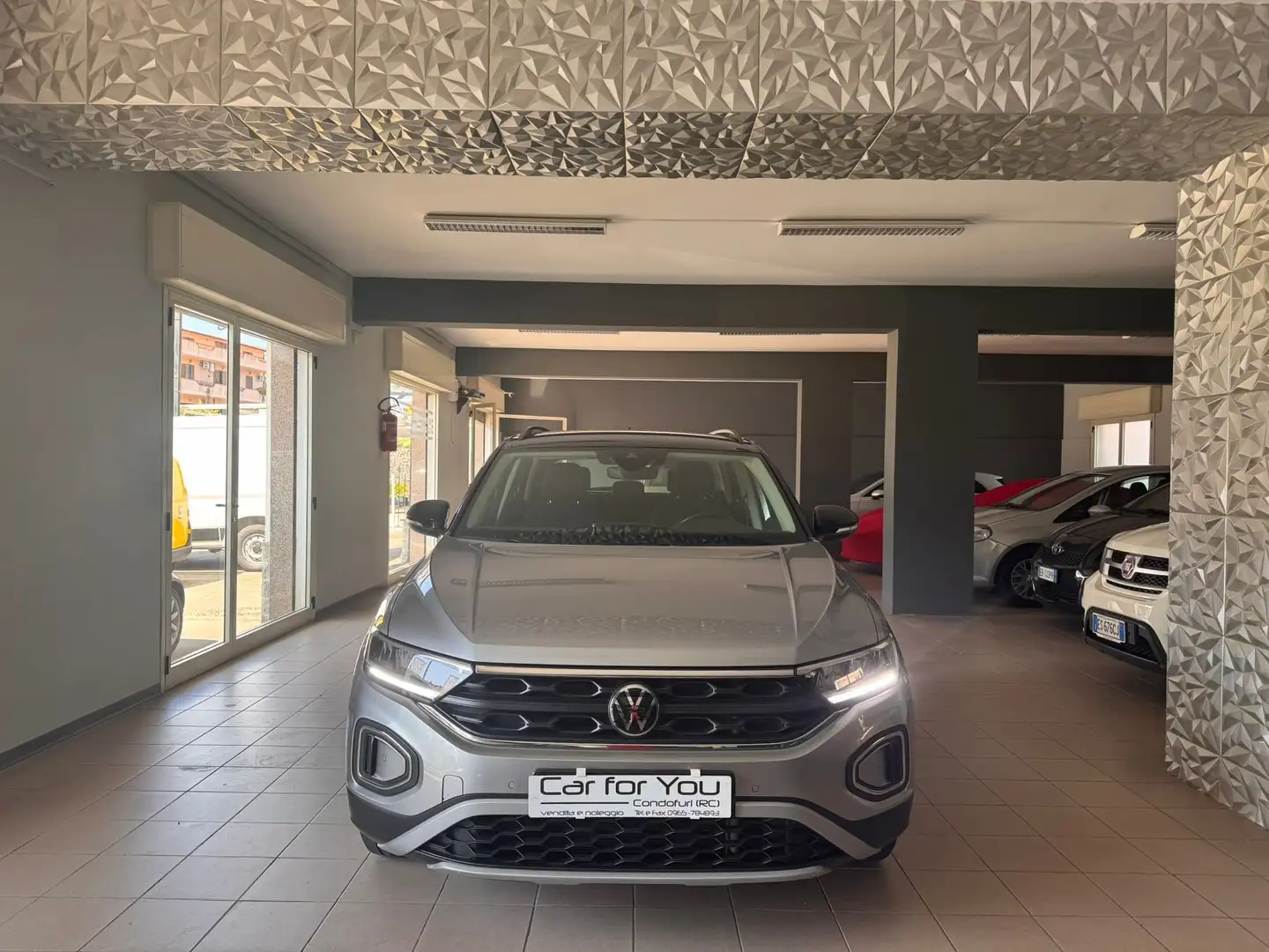 Volkswagen T-Roc T-Roc 2.0 tdi Style 115cv Argent - 1