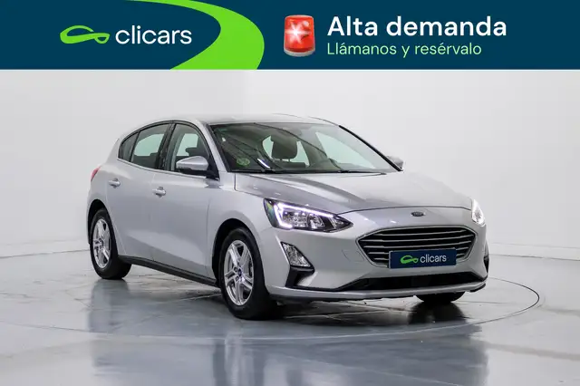 Ford Focus view 3