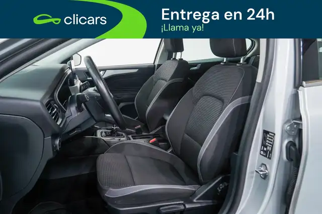 Ford Focus view 14
