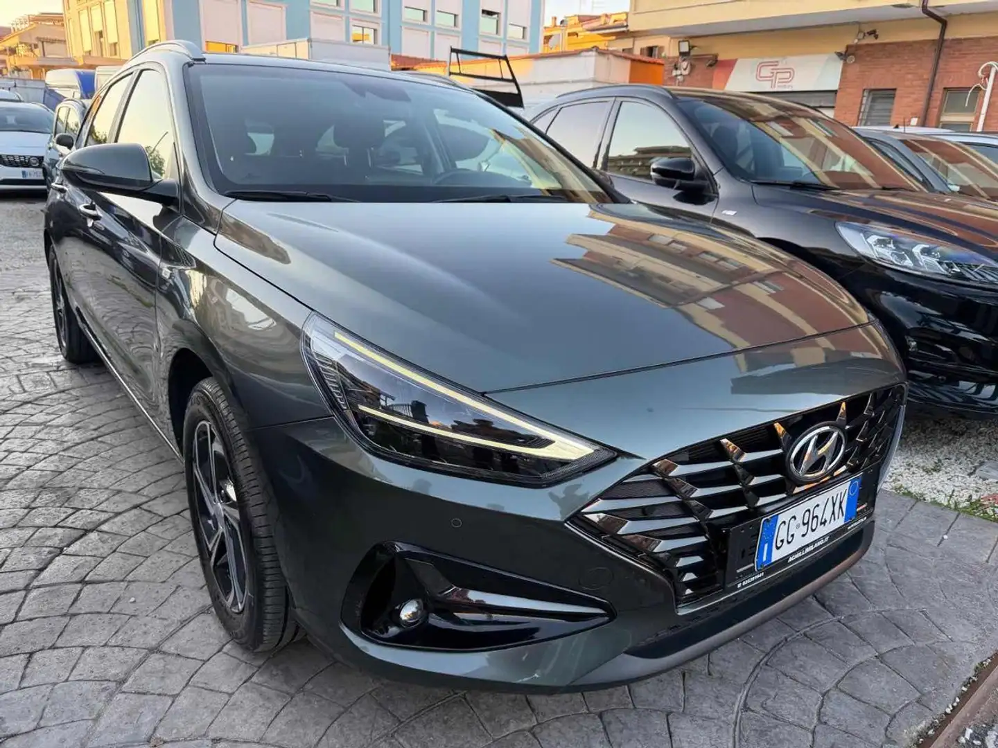 Hyundai i30 Wagon 1.6 CRDi 115 CV MT Prime Grau - 1