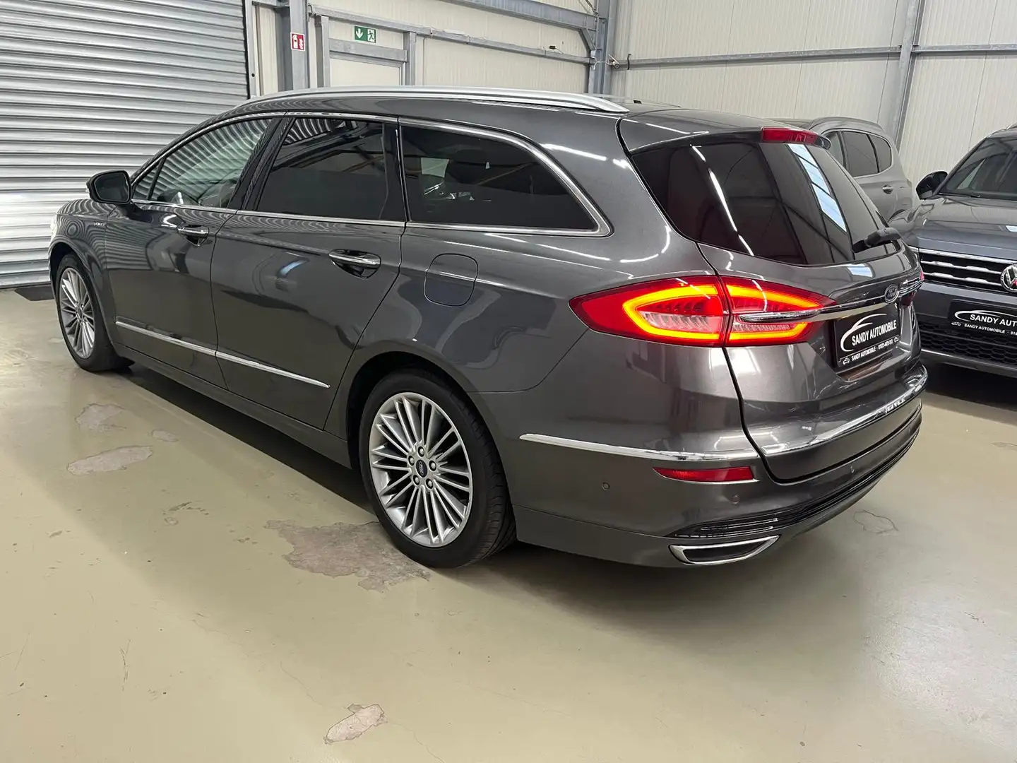 Ford Mondeo Vignale LEDER*ACC*DAB*PREMIUM SOUN*KAMERA Gris - 2