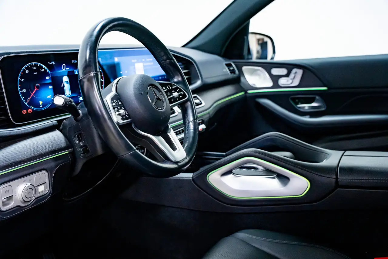 Mercedes-Benz GLE снимка Mercedes-Benz GLE