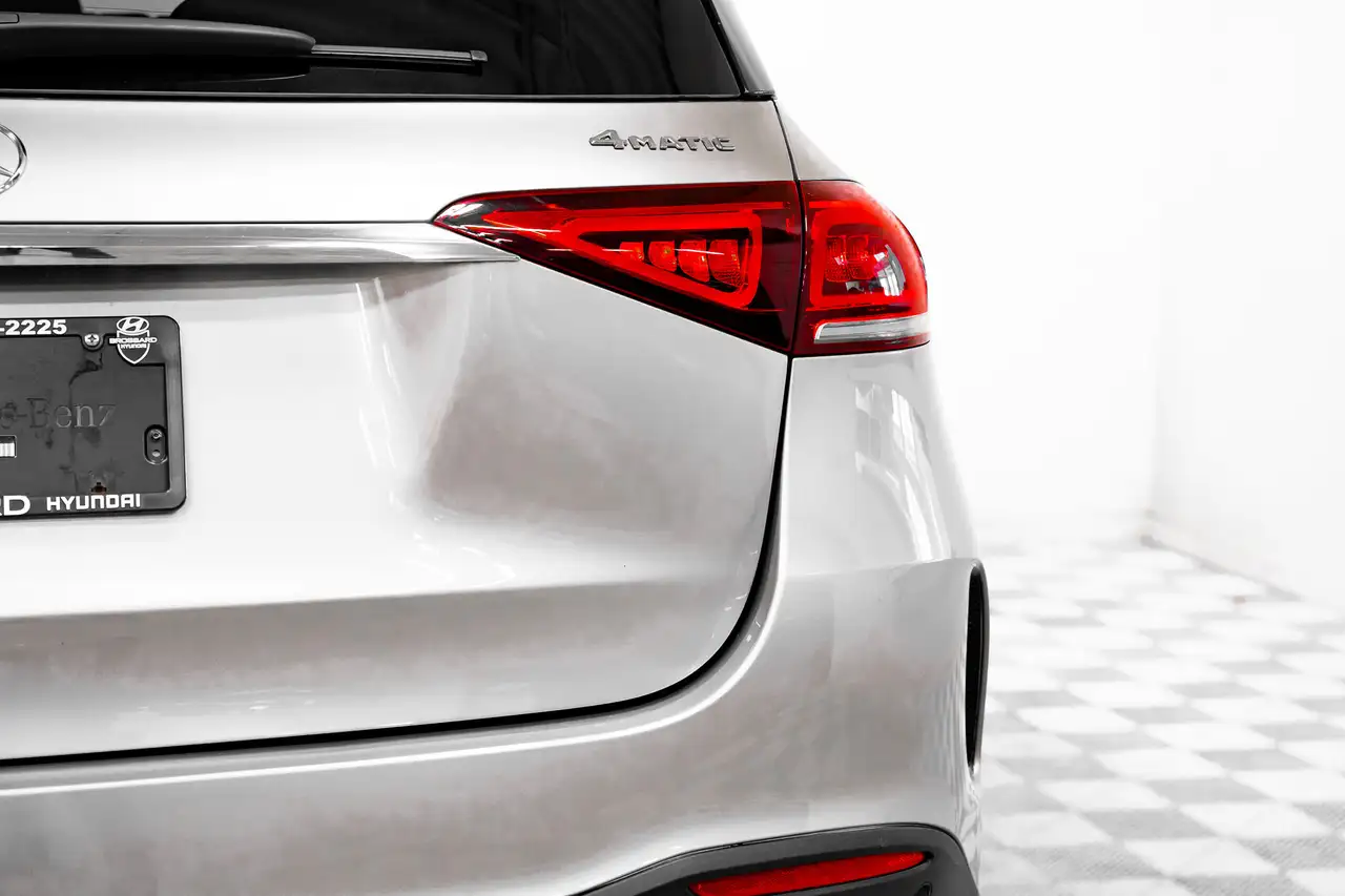 Mercedes-Benz GLE снимка Mercedes-Benz GLE