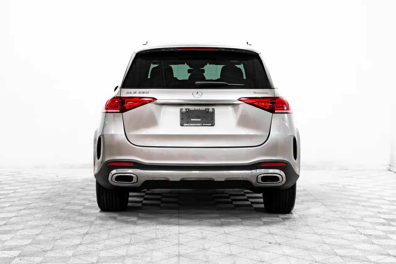 Mercedes-Benz GLE снимка Mercedes-Benz GLE