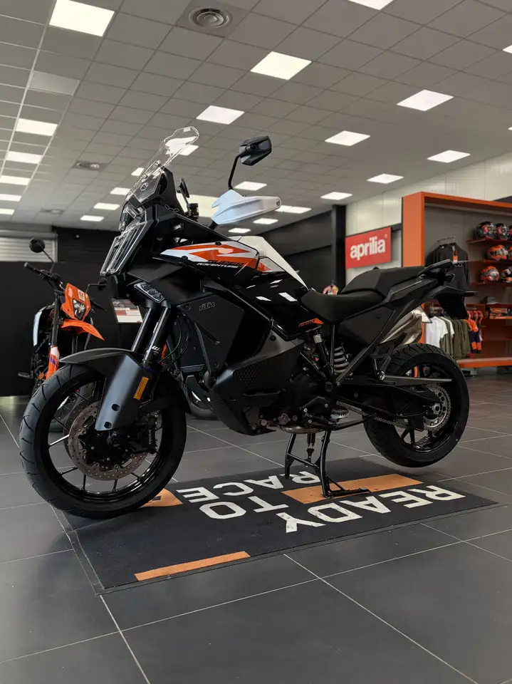 KTM