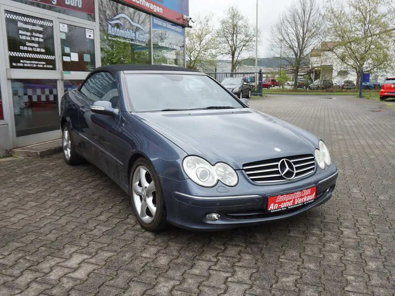 Mercedes-Benz CLK 320