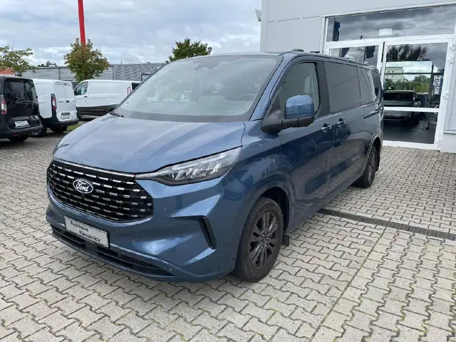 Ford Tourneo Custom 320 L2 Tourneo Titanium FWD