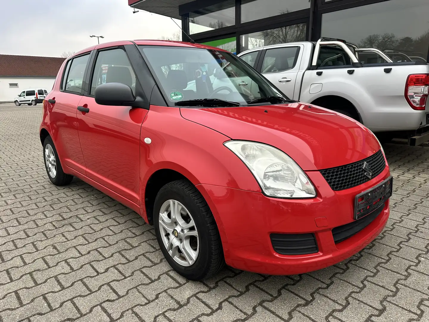 Suzuki Swift Snow HU&AU Neu 2.Hand Rot - 1