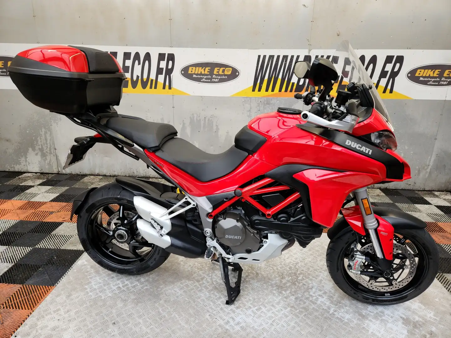 Ducati Multistrada 1200 Roşu - 1