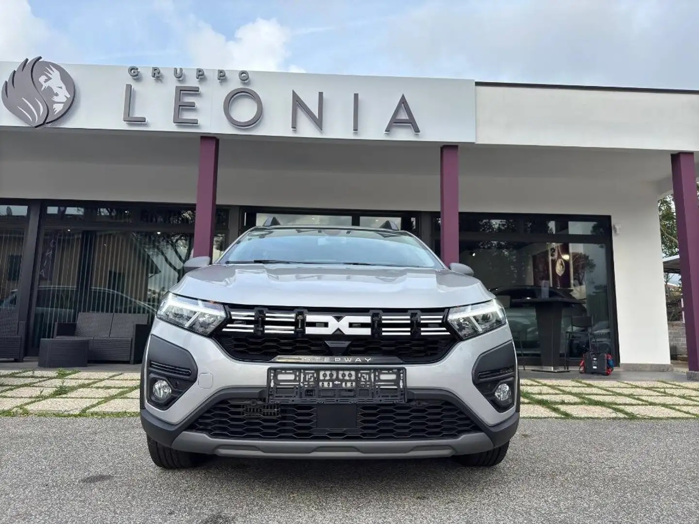 Dacia Sandero 1.0 tce Expression Eco-g 100cv Grigio - 2