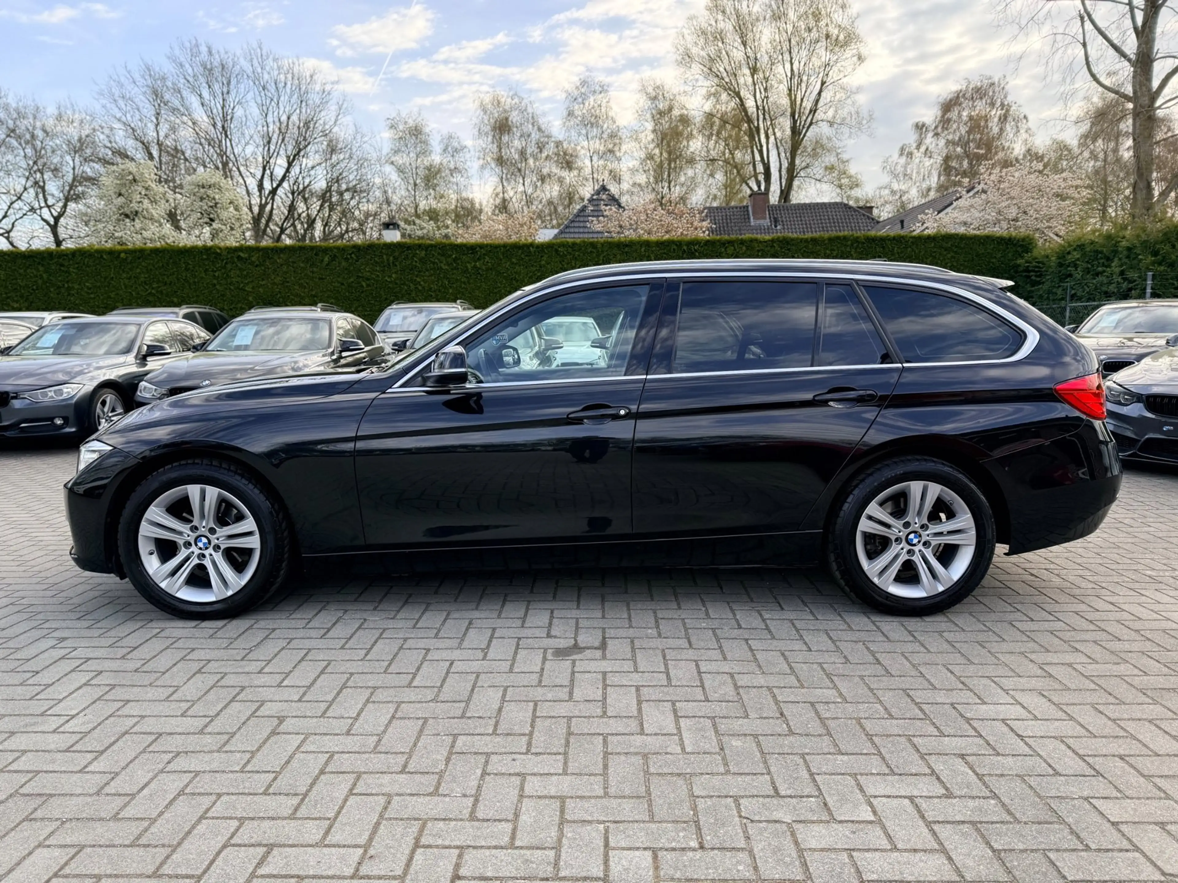 BMW 316 3-serie Touring 316i High Executive Luxury Line|Ni — photo 12