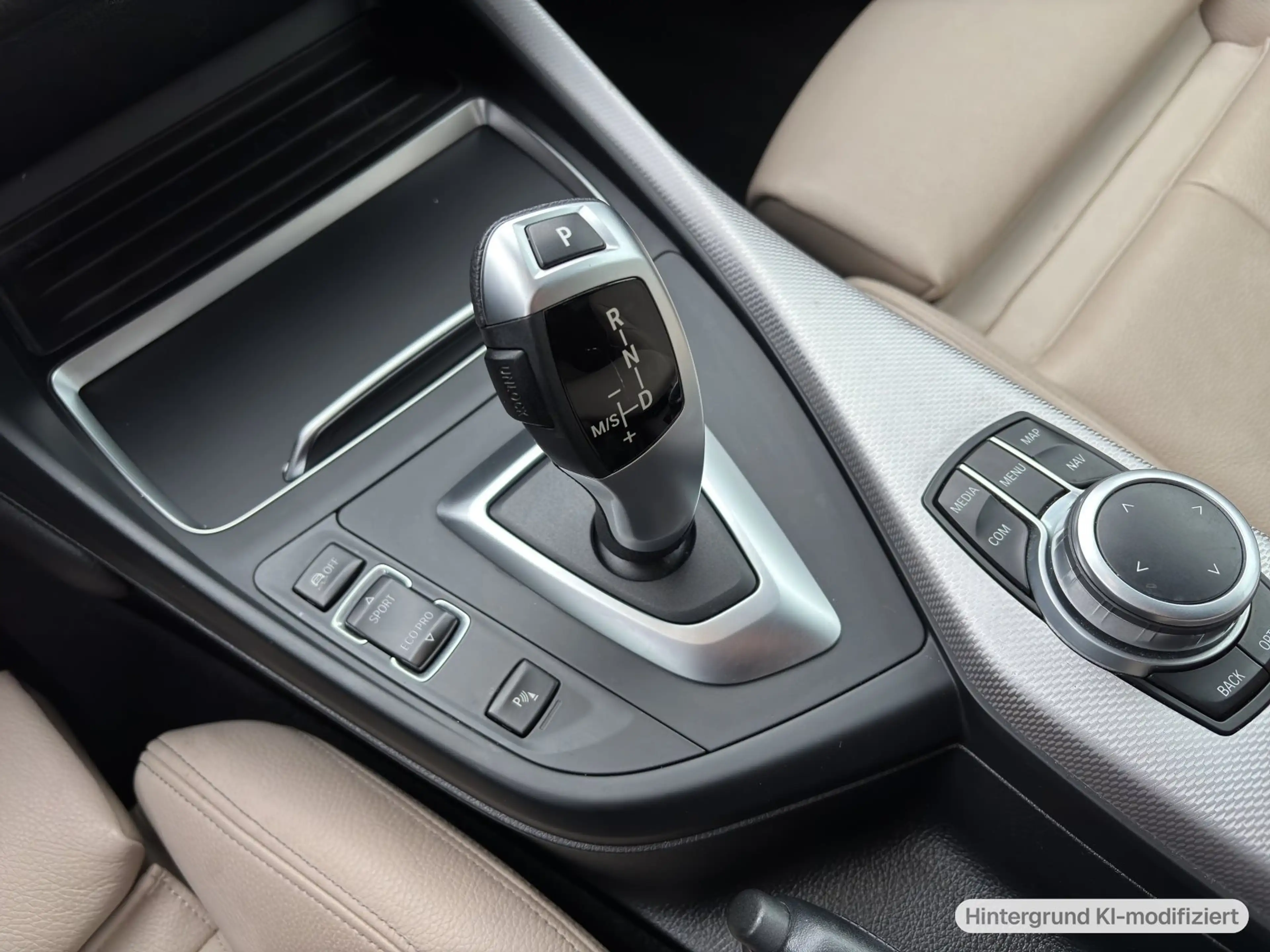 BMW 220 i Cabrio M Sportpaket Komfortzugang HiFi AHK — photo 9
