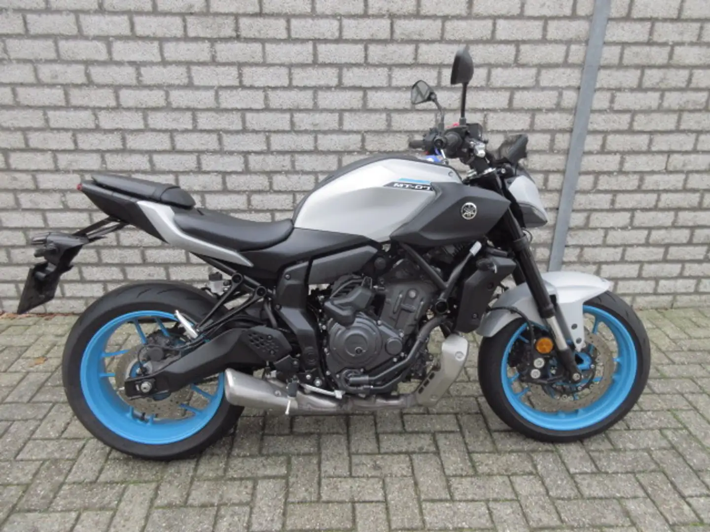 Yamaha MT-07 Y-AMT - 1