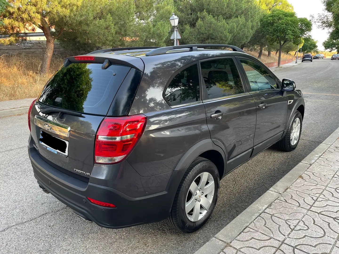 Chevrolet Captiva Captiva 2.2VCDI LT FWD LT Gris - 2