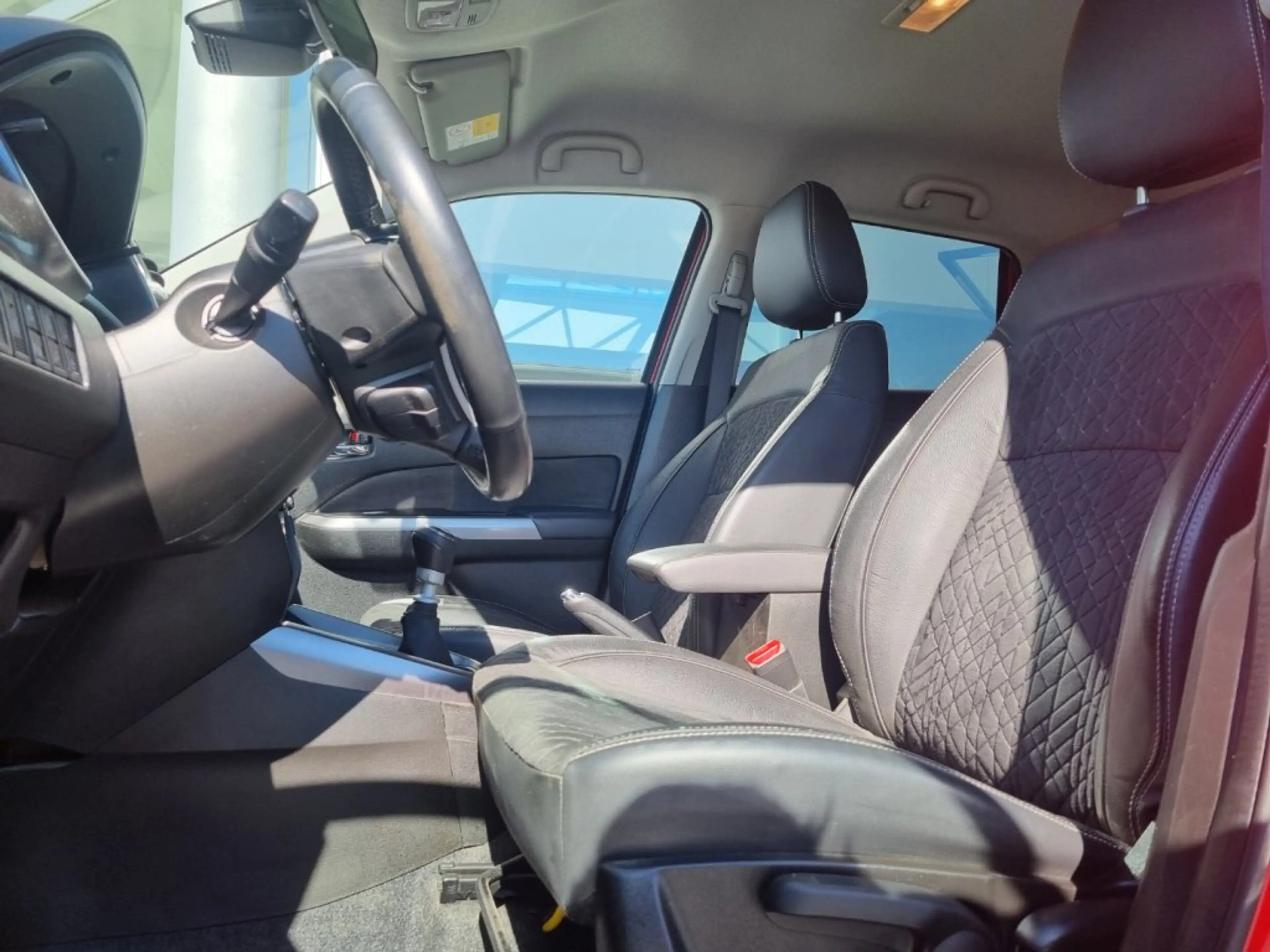 Suzuki Vitara 1,4 Allgrip MT — photo 13