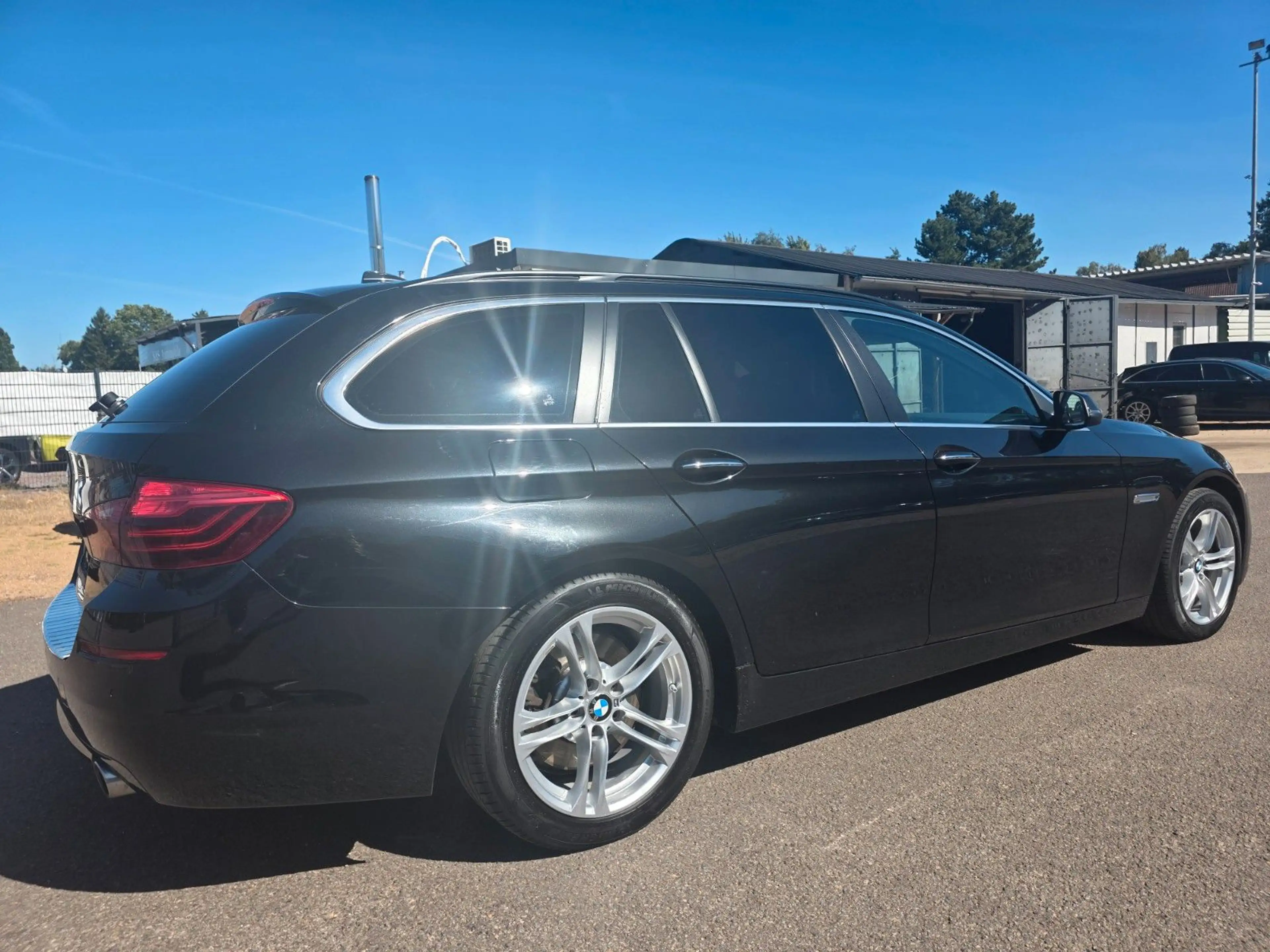 BMW 535 d xDrive Touring Luxury ACC+AHK+NVA — photo 3
