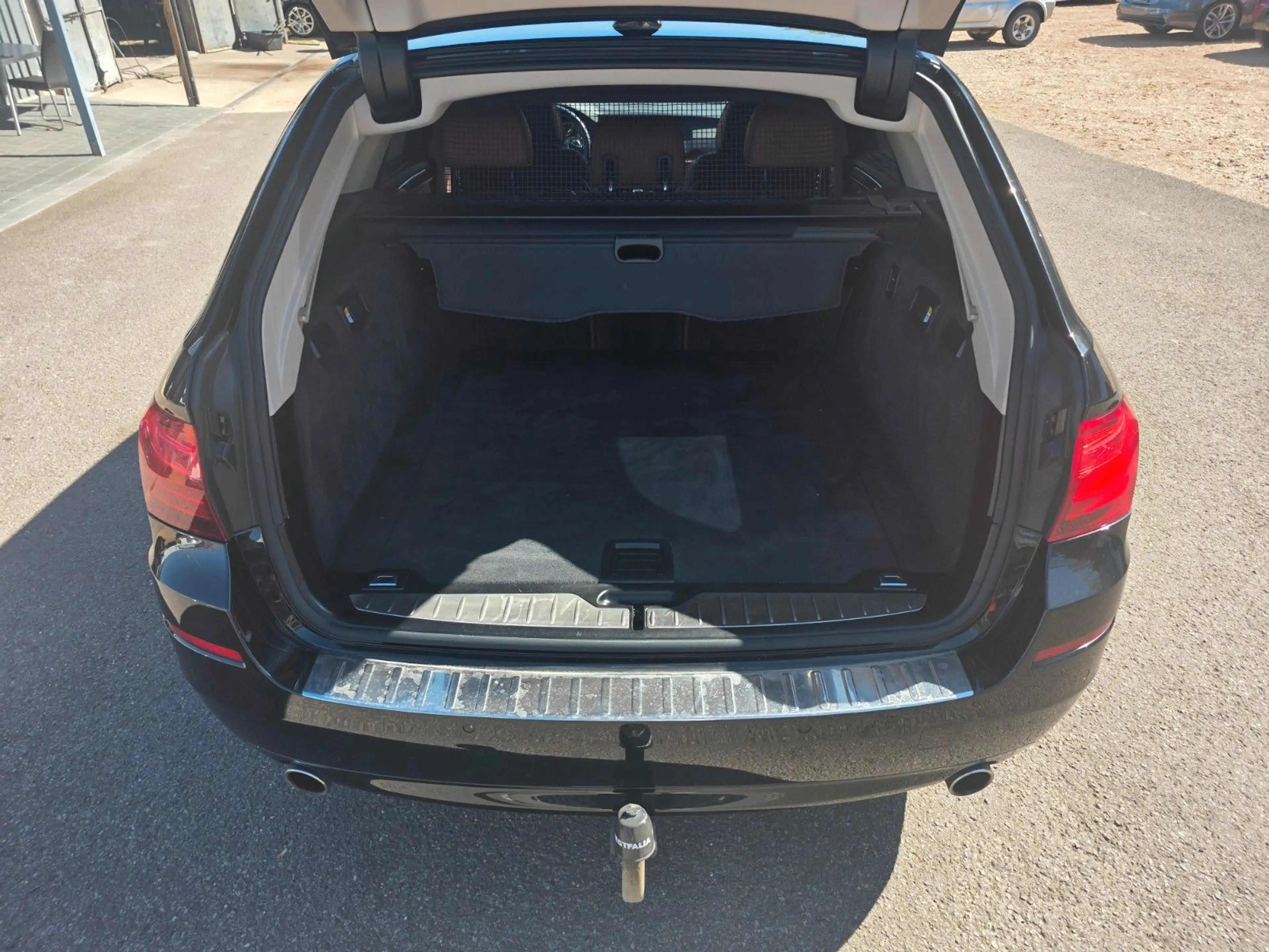 BMW 535 d xDrive Touring Luxury ACC+AHK+NVA — photo 7