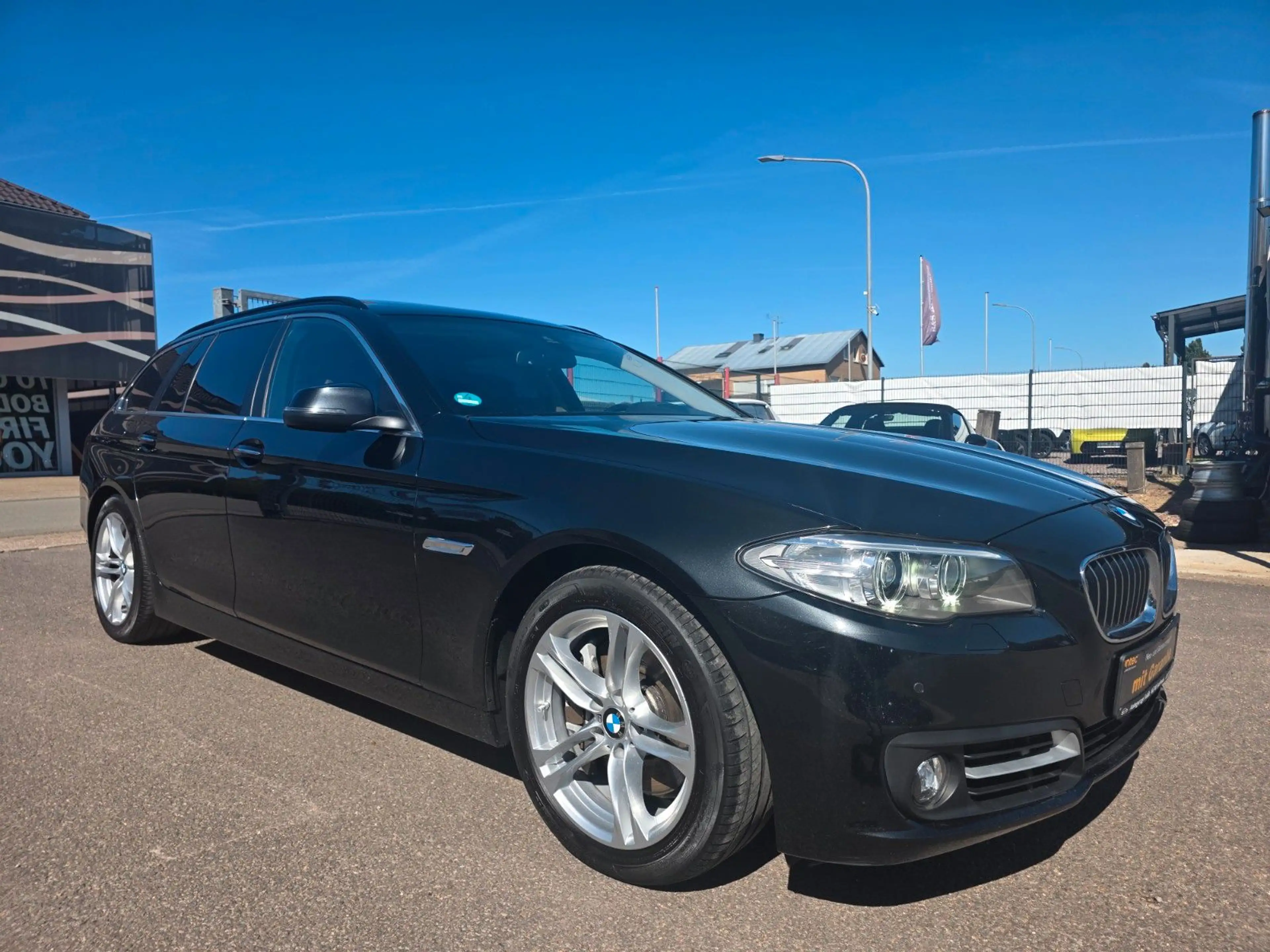BMW 535 d xDrive Touring Luxury ACC+AHK+NVA — photo 2