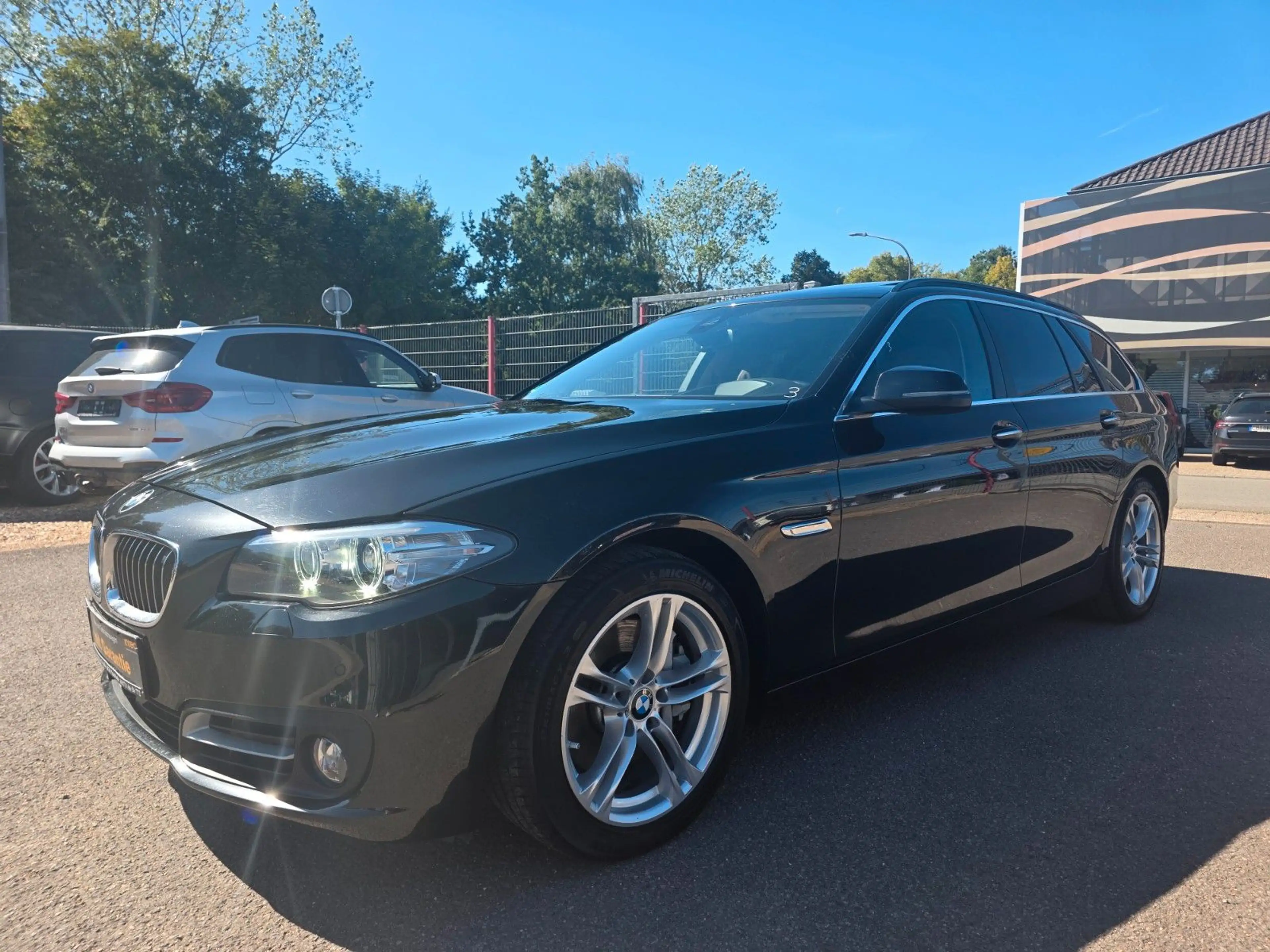BMW 535 d xDrive Touring Luxury ACC+AHK+NVA
