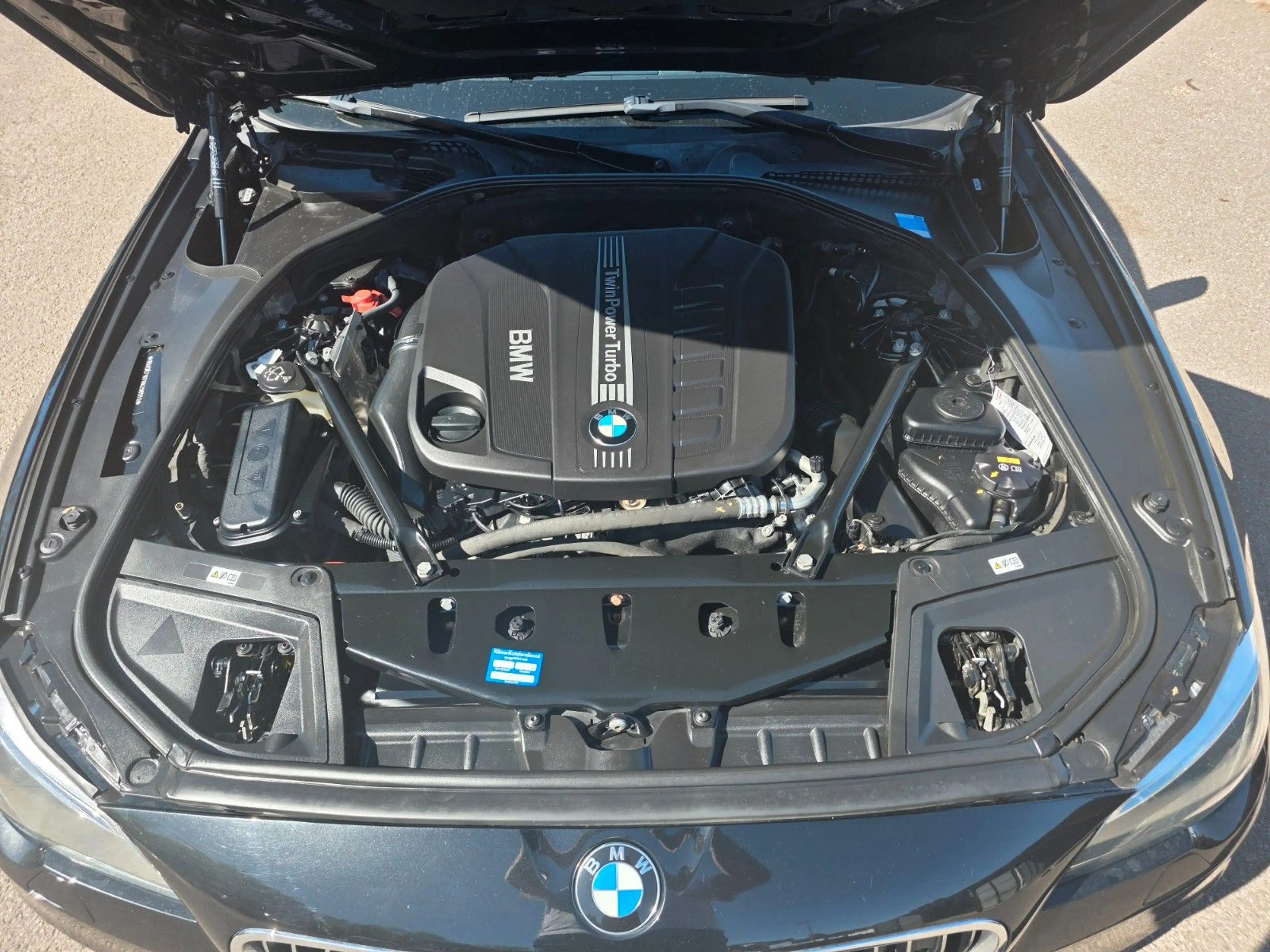 BMW 535 d xDrive Touring Luxury ACC+AHK+NVA — photo 15