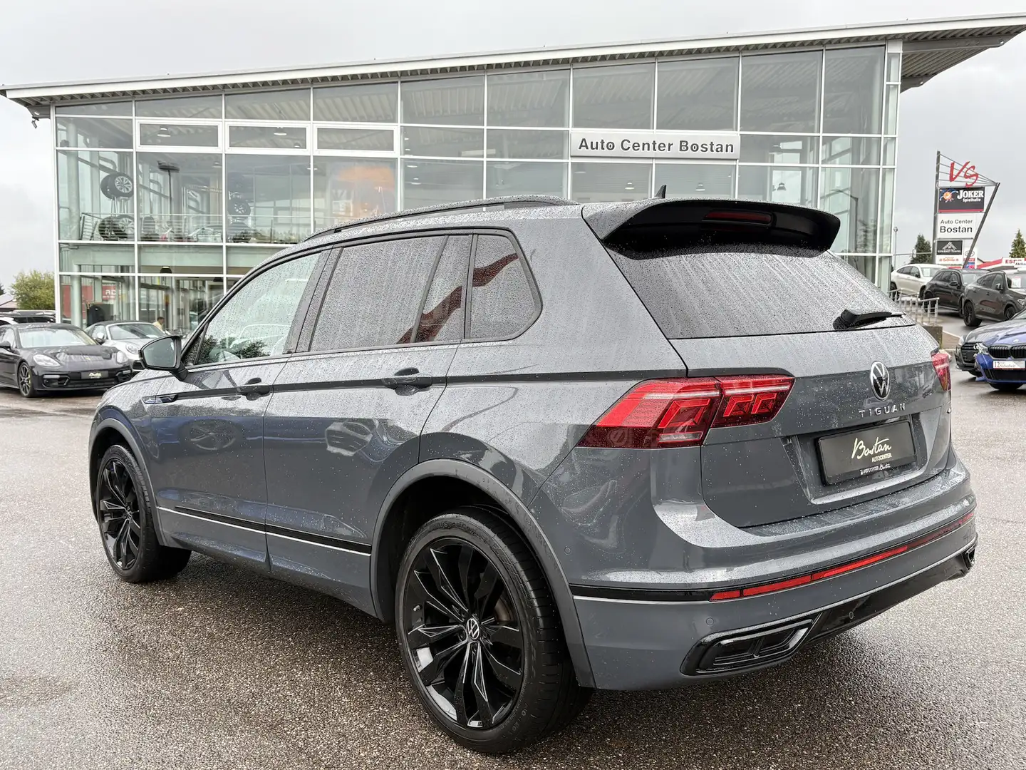 Volkswagen Tiguan 2.0 TDI R-LINE 4-MOTION/PANORAMA/MATRIX Gris - 2