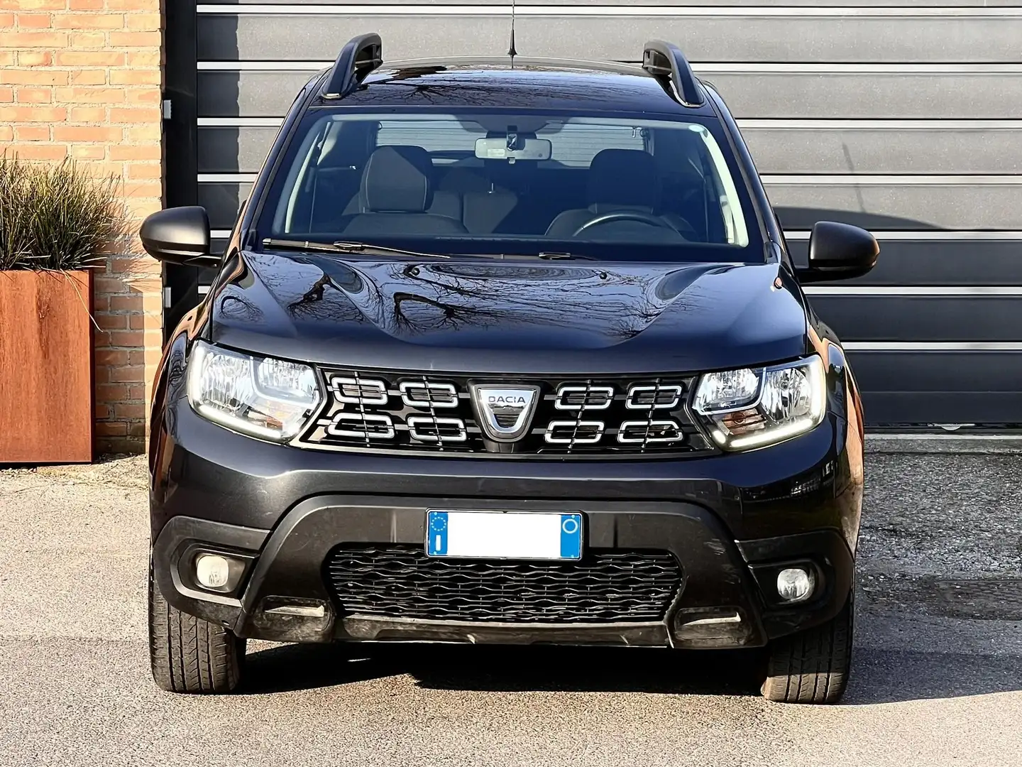 Dacia Duster 1.6i GPL-89.000km-U.Prop-Tag.Cert-GARANZIA-2019 Grau - 2
