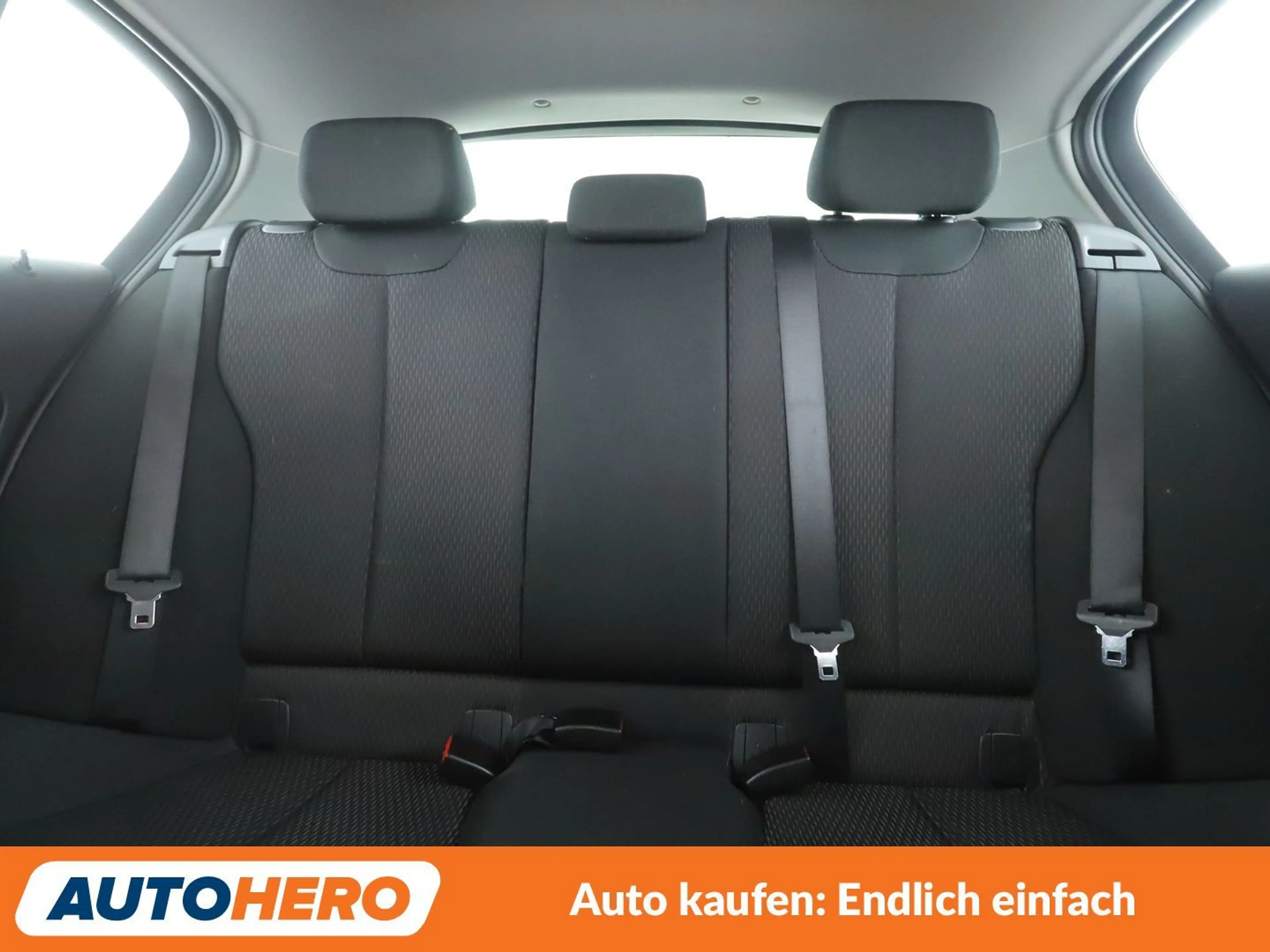 BMW 118 118i Advantage Aut.*NAVI*TEMPO*PDC*SHZ*LIM* — photo 15