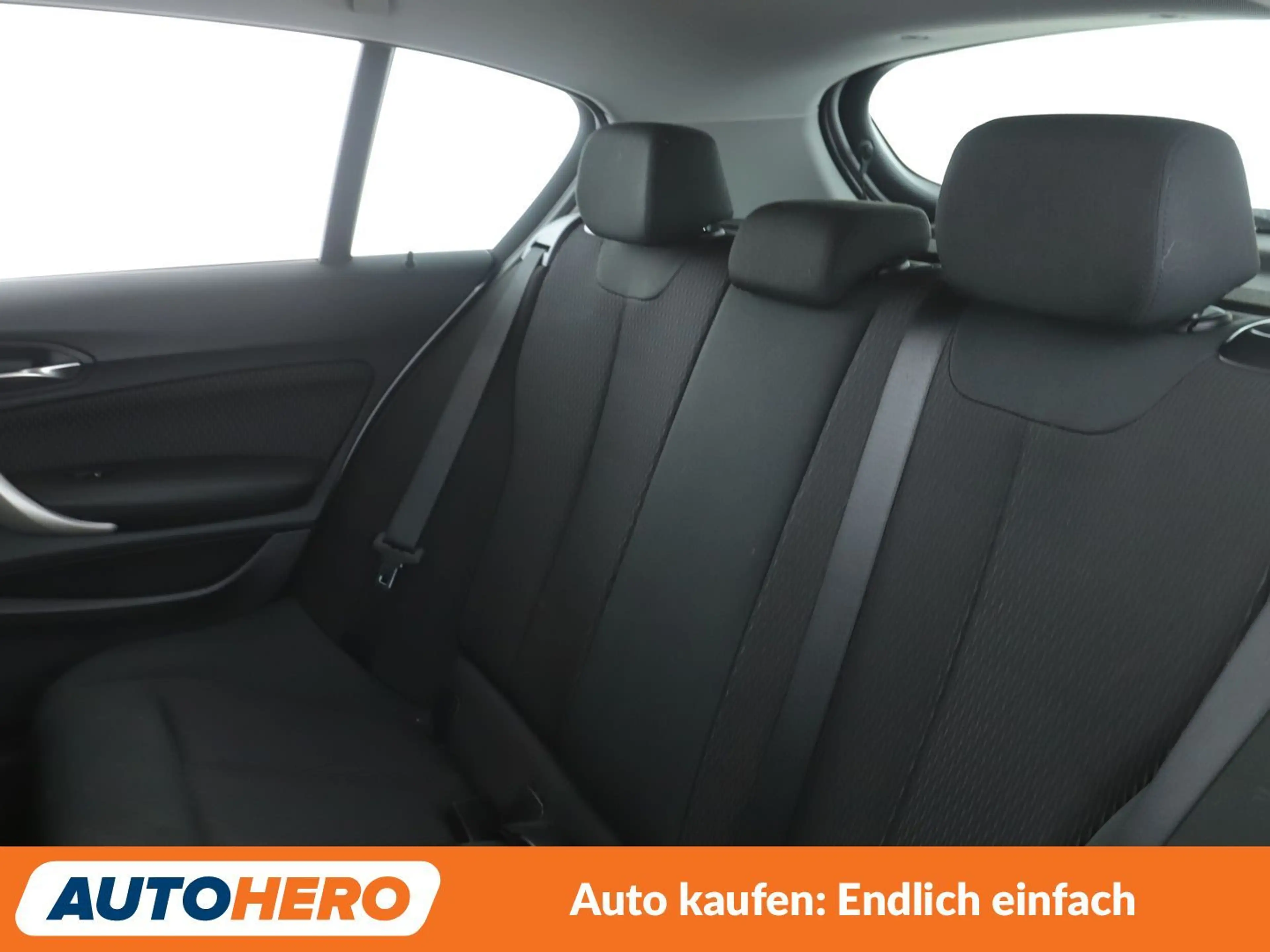 BMW 118 118i Advantage Aut.*NAVI*TEMPO*PDC*SHZ*LIM* — photo 14