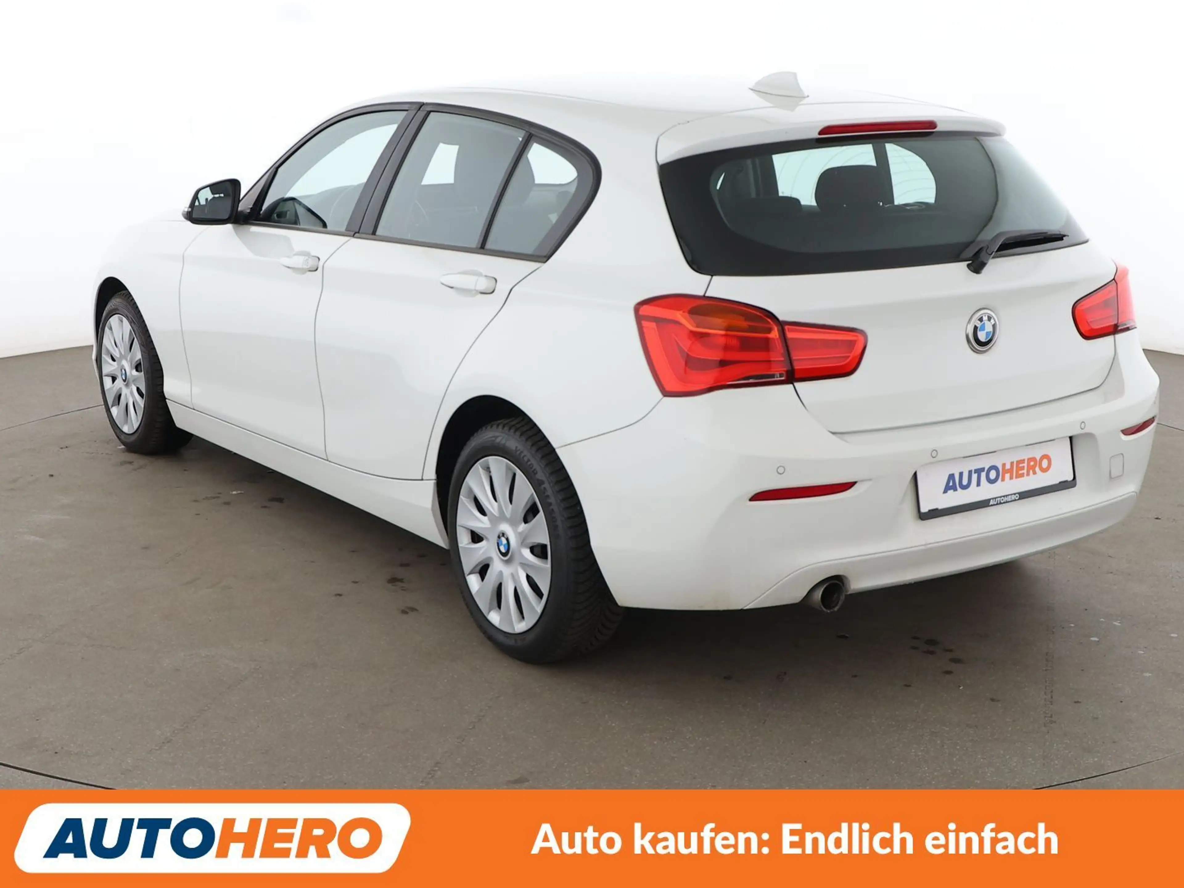 BMW 118 118i Advantage Aut.*NAVI*TEMPO*PDC*SHZ*LIM* — photo 4