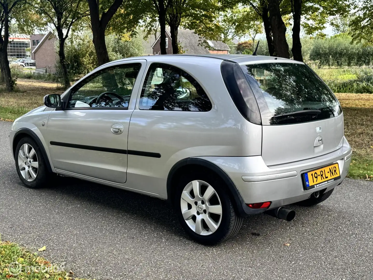 Opel Corsa 1.2-16V Full Rhythm*NAP*NEW APK 11/26*AIRCO Grijs - 2