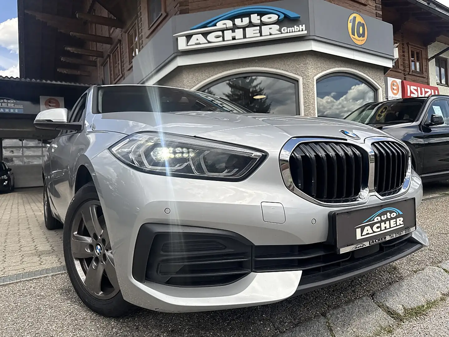 BMW 116 d Aut. Silber - 1