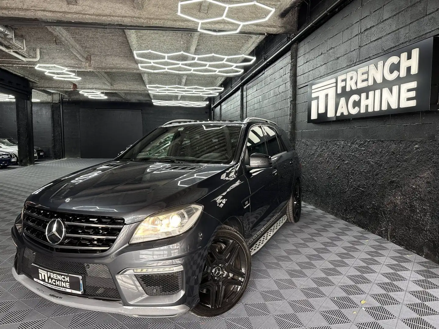 Mercedes-Benz ML 63 AMG M 63 AMG 4Matic Gris - 2
