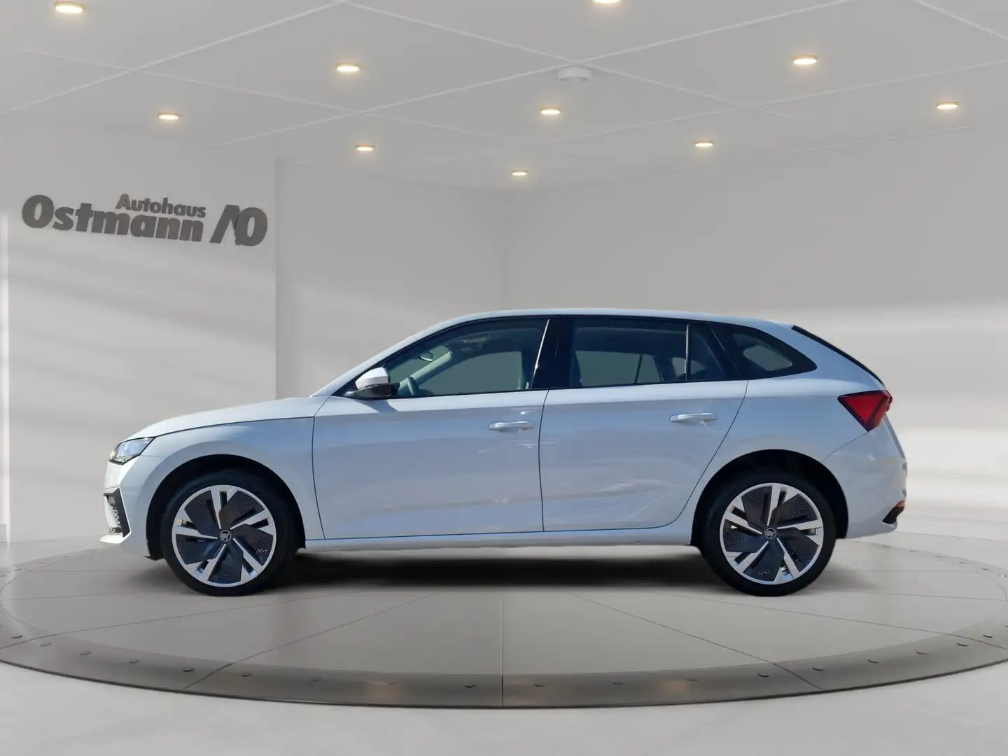 Skoda Scala 1.0 TSI Selection LED Virtual PDC GRA Weiß - 2