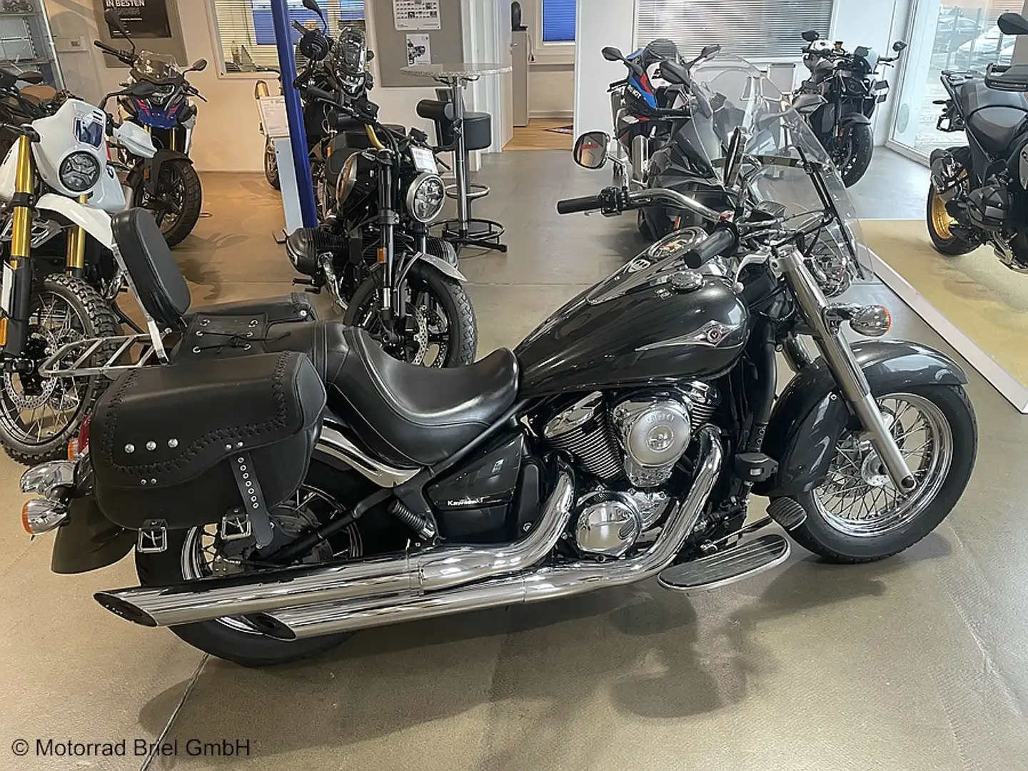 Kawasaki Vulcan 900 - 1
