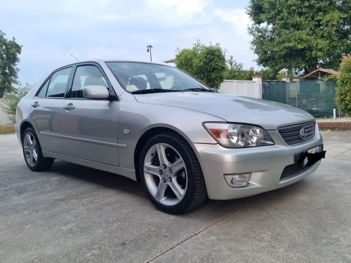 Lexus IS 200 2.0 Argent - 1