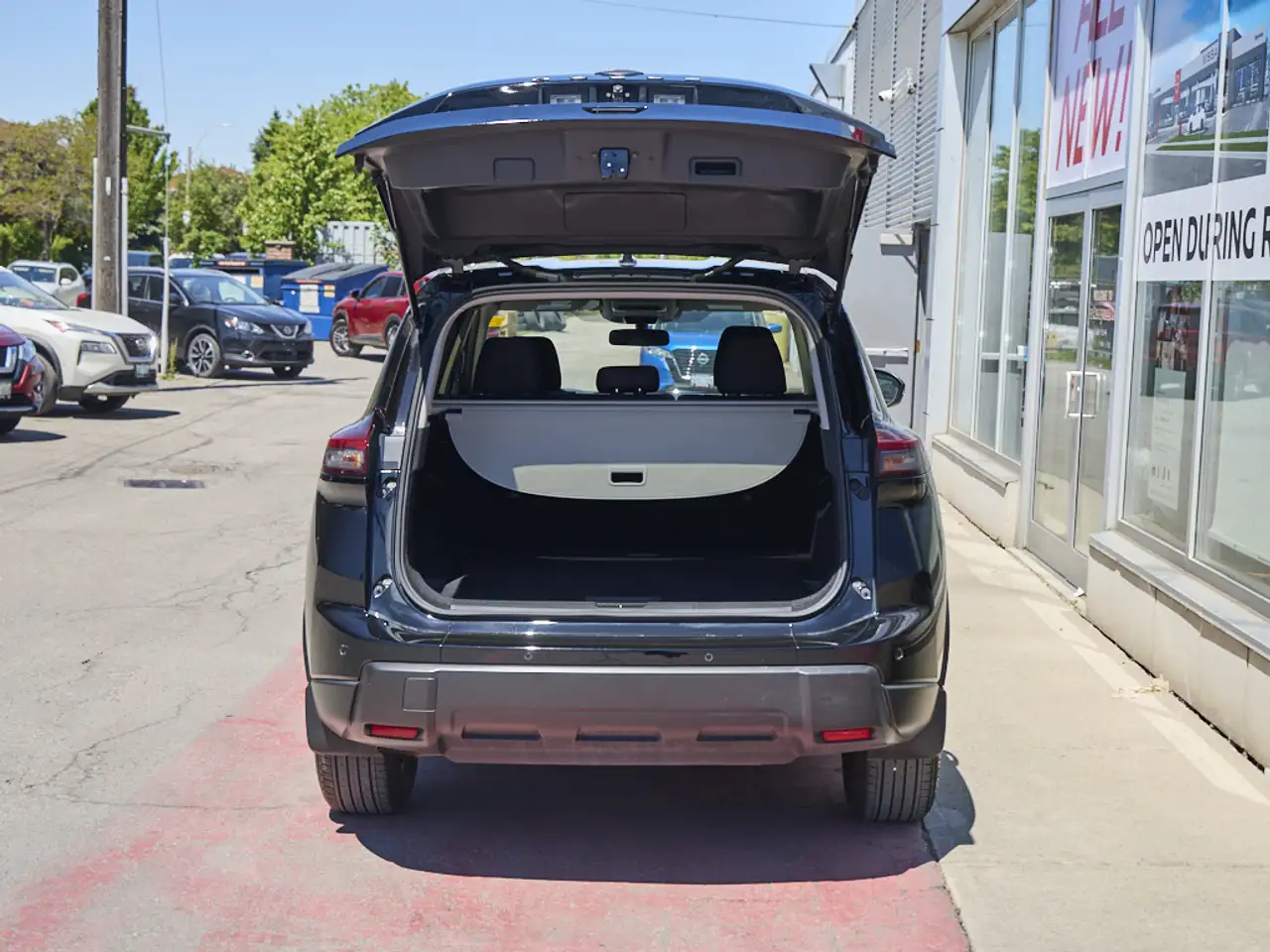 Nissan Rogue снимка Nissan Rogue