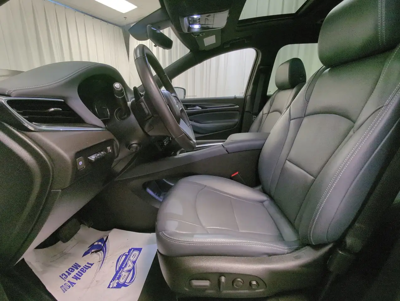 Buick Enclave снимка Buick Enclave