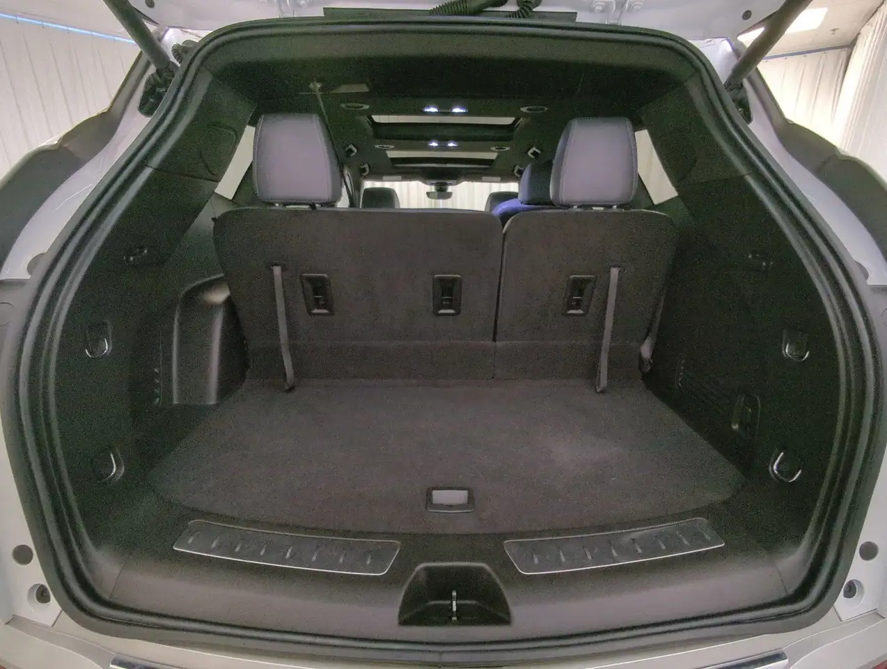 Buick Enclave снимка Buick Enclave